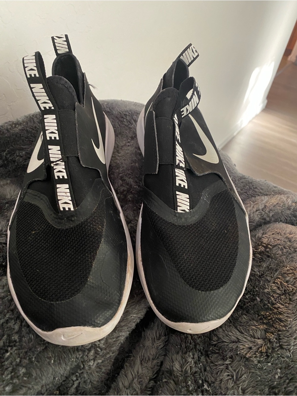 Nike Slip-On Flex Runner Sneakers- 7Y women’s size 8.5